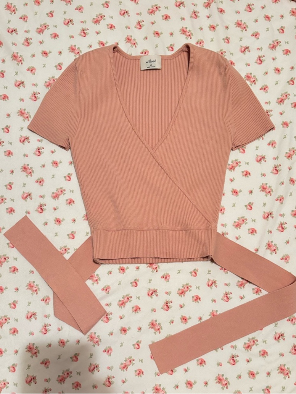 Wilfred Blush Ribbed Wrap Crop Top